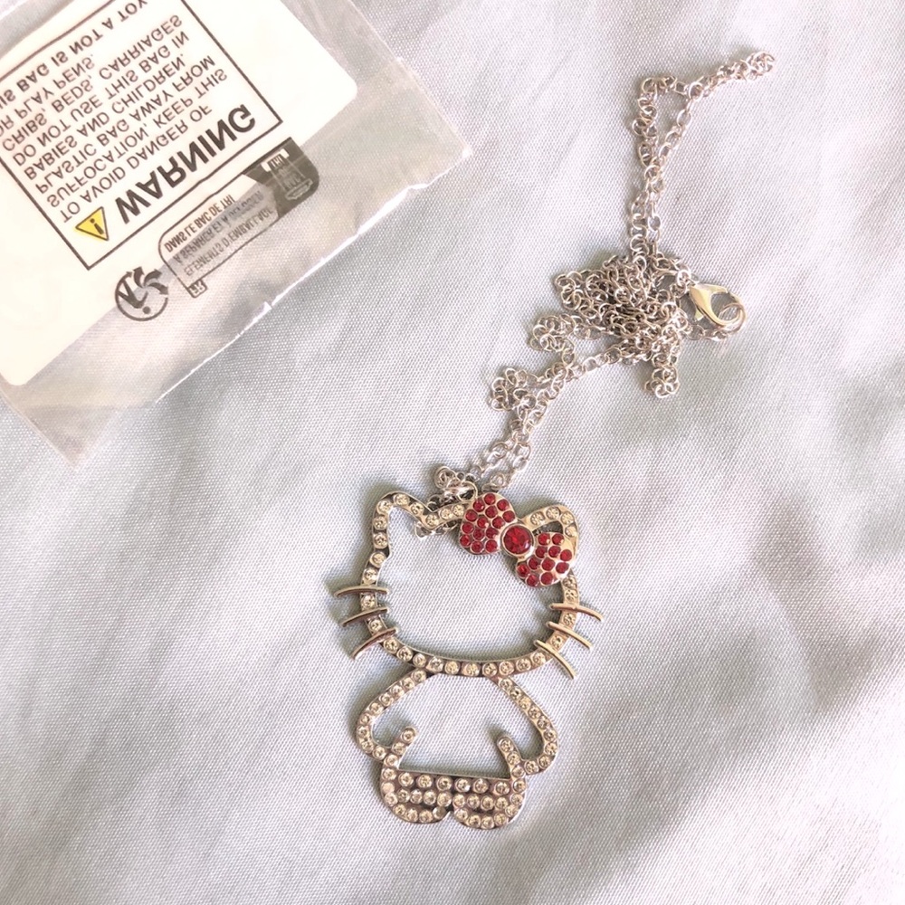 NWT - Hello Kitty Outline Sparkling Rhinestone Necklace